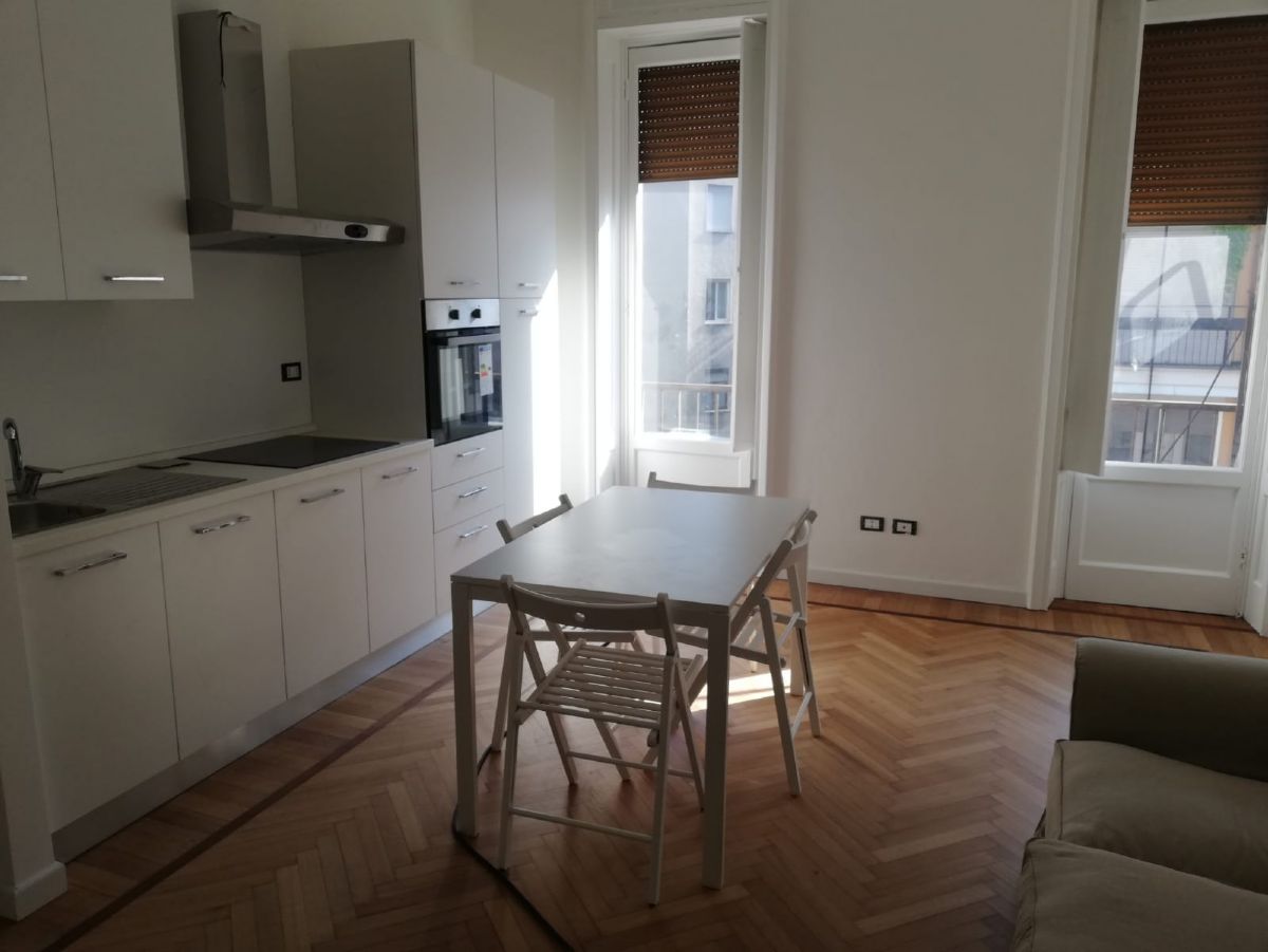  : apartment to rent ISOLA Milano