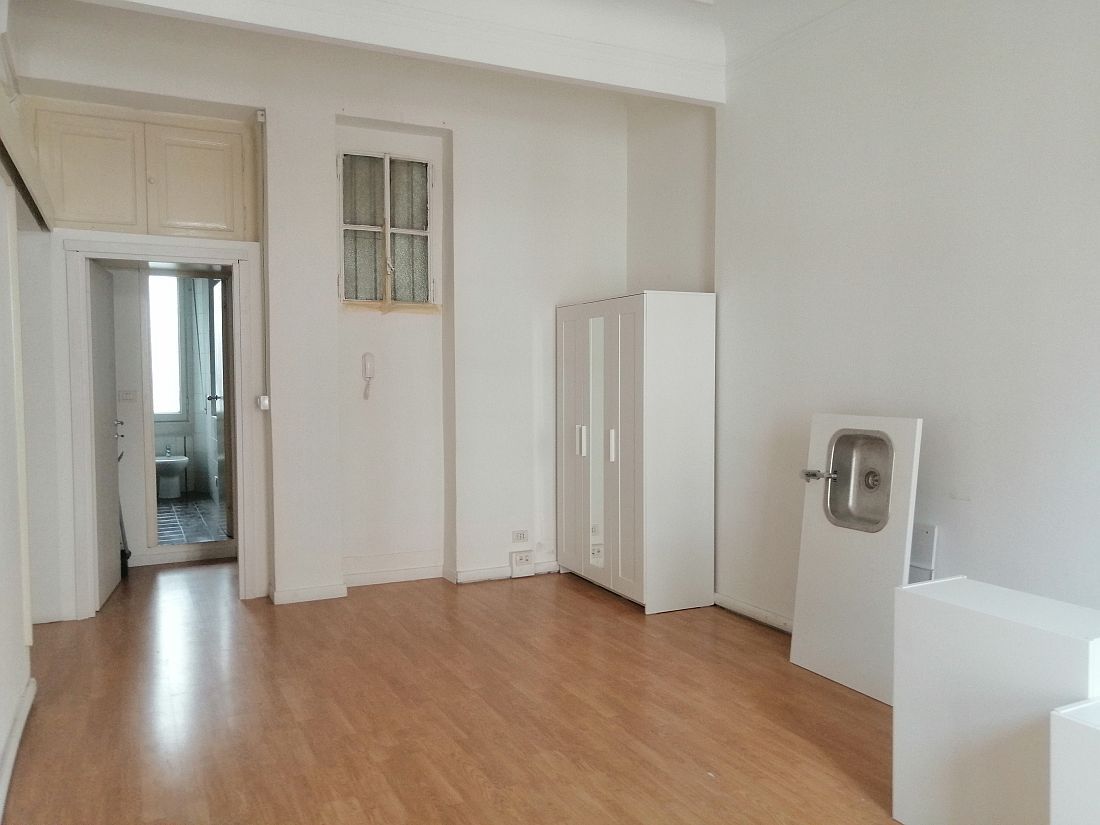  : studio flat to rent stazione centrale Milano